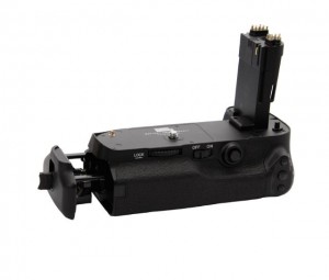 Pixel Battery Grip E11 For Canon 5D Mark III