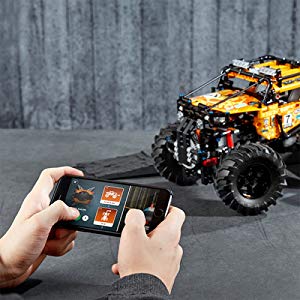 LEGO Technic 4x4 X-treme Off-Roader