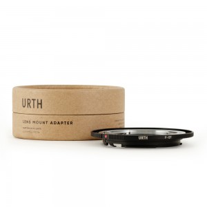 Urth Lens Mount Adapter Compatible with Nikon F Lens to Canon (EF / EF-S) Camera Body