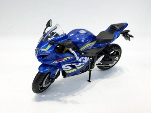Motorcycle MSZ 1/12 Suzuki GSX-R1000 blue