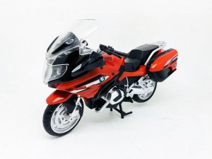 Motorcycle MSZ 1/12 BMW R1250 RT red