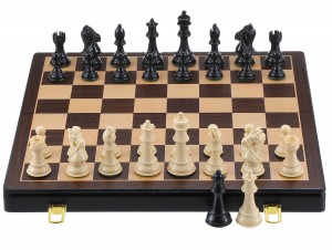 Plastic Chess Set Knight Templar Series with Wooden Board