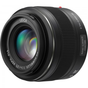 Panasonic Leica DG Summilux 25mm f/1.4 ASPH. (H-XA025)