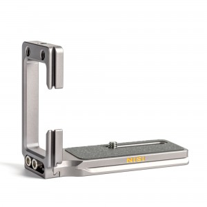 NiSi PRO NLP-SG Adjustable L Bracket for Camera with Flip Out Screen (Tripod mount point at the front of the camera base)
