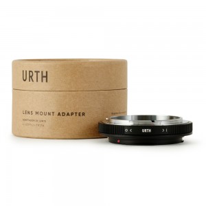 Urth Lens Mount Adapter Compatible with Canon FD Lens to Canon (EF / EF-S) Camera Body (with Optical Glass)