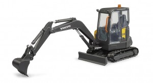 Bruder Volvo Compact excavator ECR40 (02465)