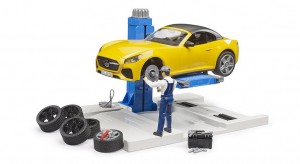 Bruder bworld Car Service Centre + BRUDER Roadster (62112)