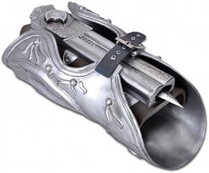 Assassin's Creed 2 - The Hidden Blade of Ezio Auditore - Role-Play Gauntlet Replica