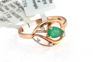 Ring / 16.5 / Smaragds
