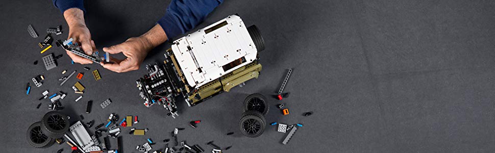 LEGO Technic Land Rover Defender