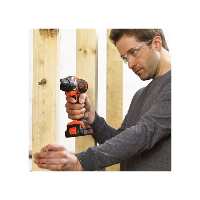 BLACK+DECKER MT218K / 18V / 1x1,5 Ah / Multievo (MT218K)