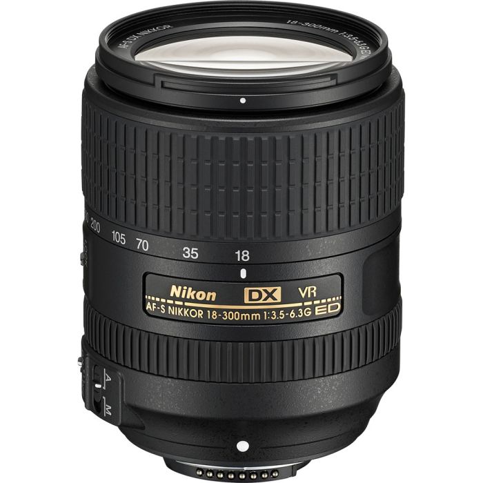 Nikon Nikkor 18-300mm f/3.5-6.3 G AF-S DX VR ED Nikon Nikkor 18-300mm f/3.5-6.3 G AF-S DX VR ED