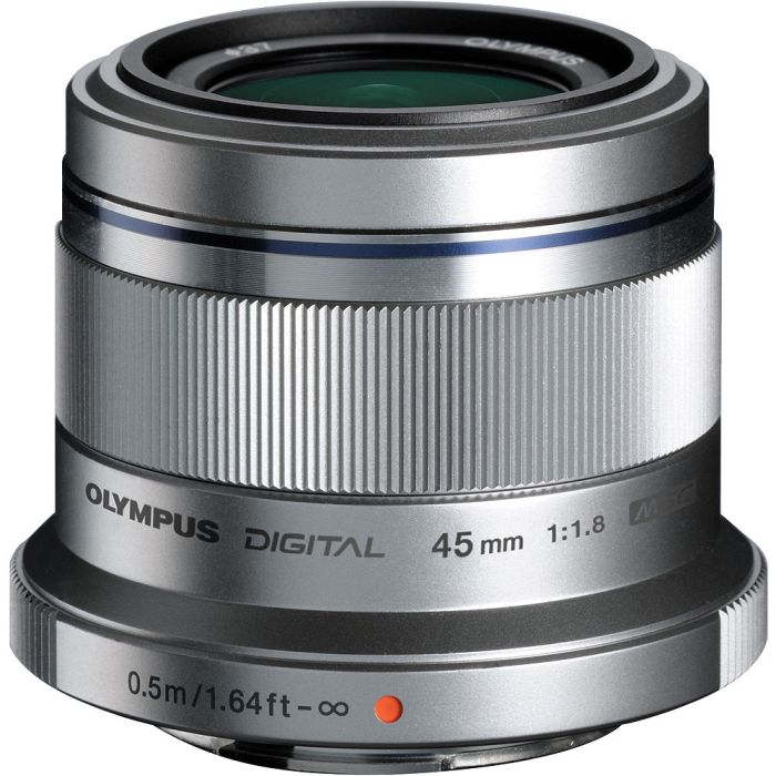 Olympus M.Zuiko Digital 45mm f/1.8 Silver