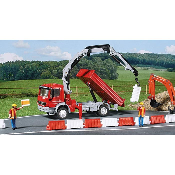 Siku Mercedes-Benz Atego with crane (3534) Siku Mercedes-Benz Atego with crane (3534)