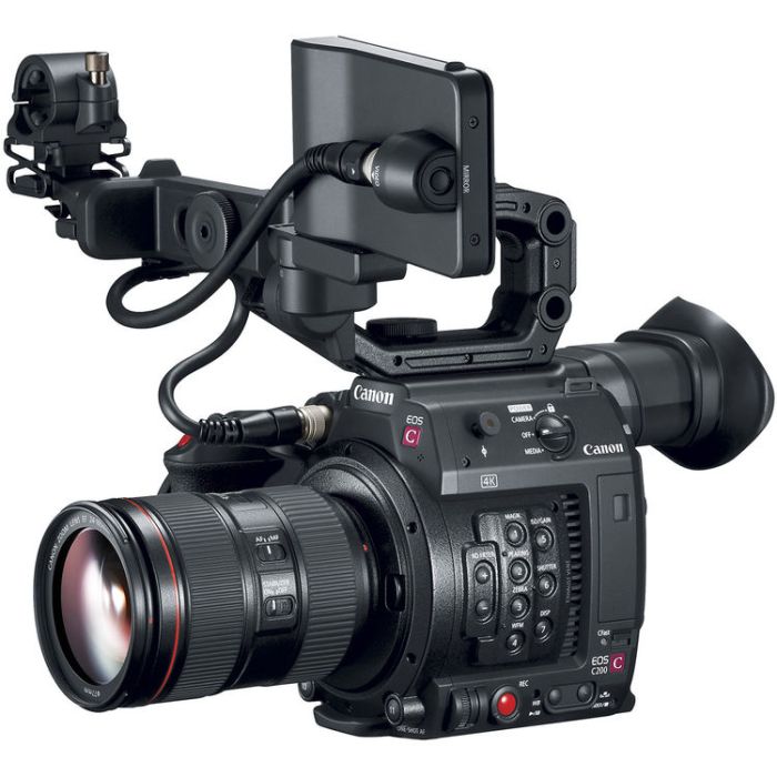 Canon EOS C200 Kit 24-105mm f/4L IS II USM