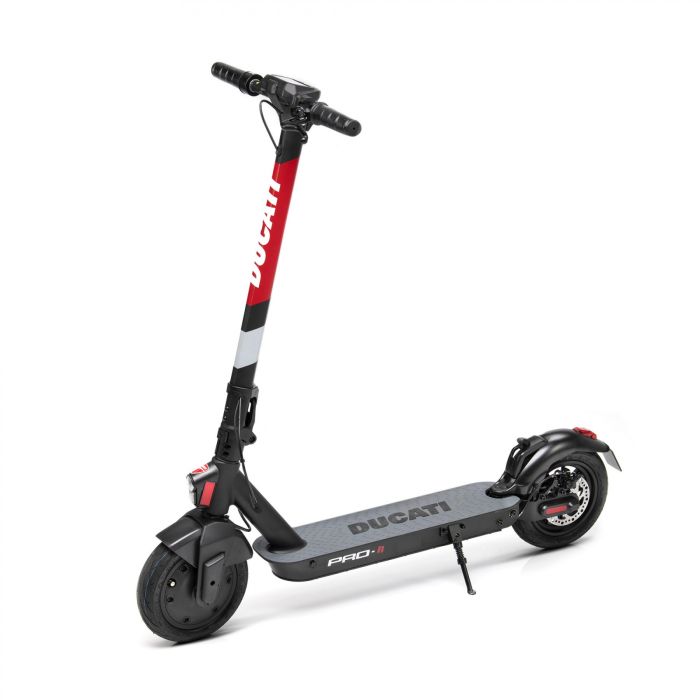 Ducati Electric Scooter Pro-II Black (MN-DUC-PRO2) Ducati Electric Scooter Pro-II Black (MN-DUC-PRO2)