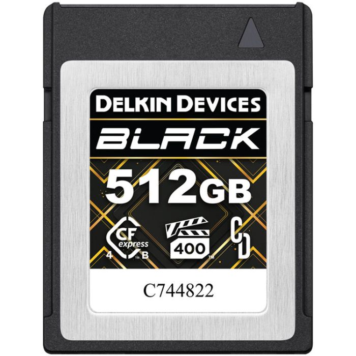 557921