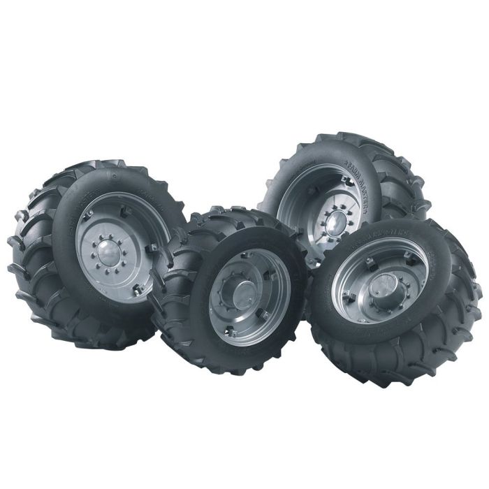 Bruder Twin Tyres with Silver Rims (02316)