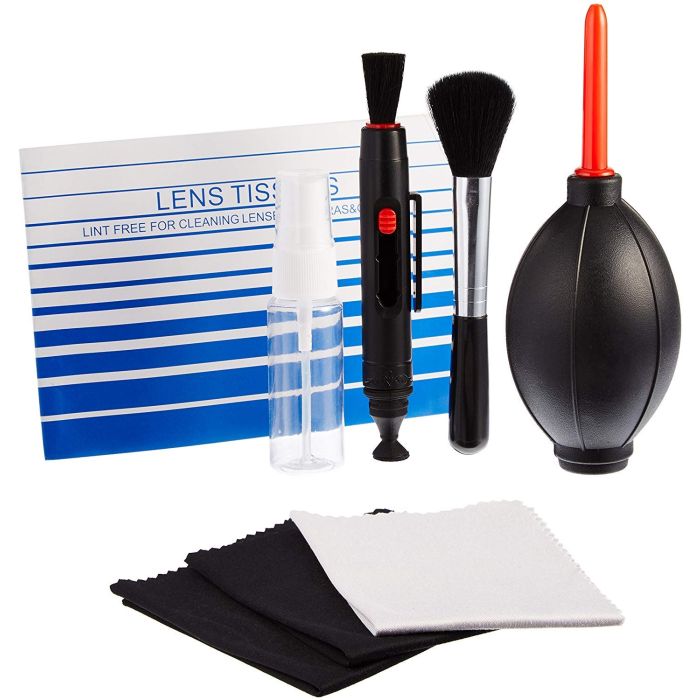 AmazonBasics - Cleaning Kit for DSLR Cameras and Sensitive Electronic Devices