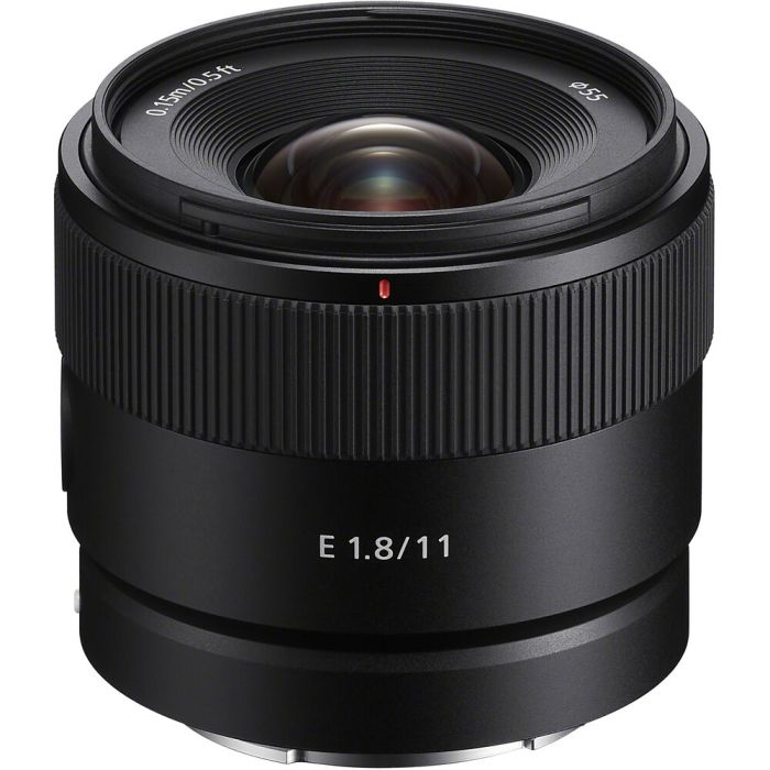 Sony E 11mm f/1.8 (SEL11F18) Sony E 11mm f/1.8 (SEL11F18)