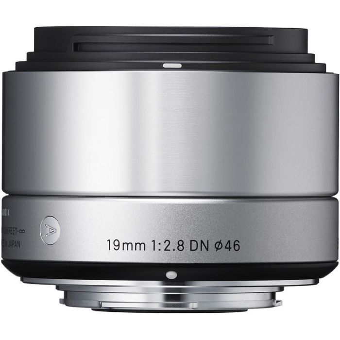 Sigma 19mm F/2.8 DN Art Silver Micro 4/3