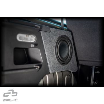Basser Vivaro Trafic NV300 L (2014 - ) Fit-Box (10''/25cm) Subwoofer Enclosure