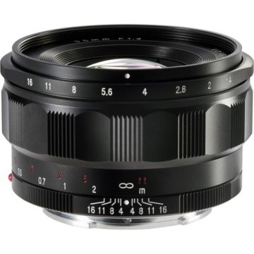 Voigtlander 35mm f/1.4 Nokton Classic Sony E-Mount