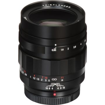 Voigtlander 42.5mm f/0.95 Nokton MFT