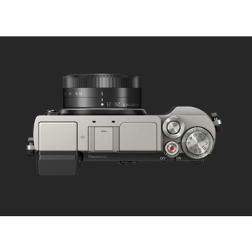Panasonic Lumix G DC-GX9K 12-32mm Lumix F/3.5-5.6 Lens Kit Silver