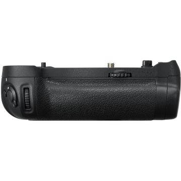 Nikon MB-D18