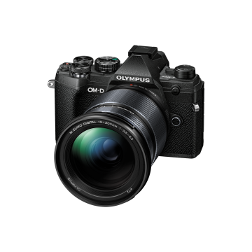 Olympus OM-D E-M5 MARK III + 12-200mm Black