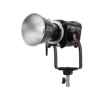 Aputure Storm 400x