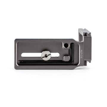 NiSi PRO NLP-CG Adjustable L Bracket for Camera with Flip Out Screen (Tripod mount point in the middle of the camera base)