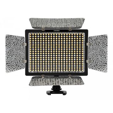 Yongnuo YN300 IV LED RGB Light WB (3200K-5500K)