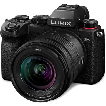 Panasonic Lumix S5 Kit 20-60mm f/3.5-5.6 (DC-S5K)