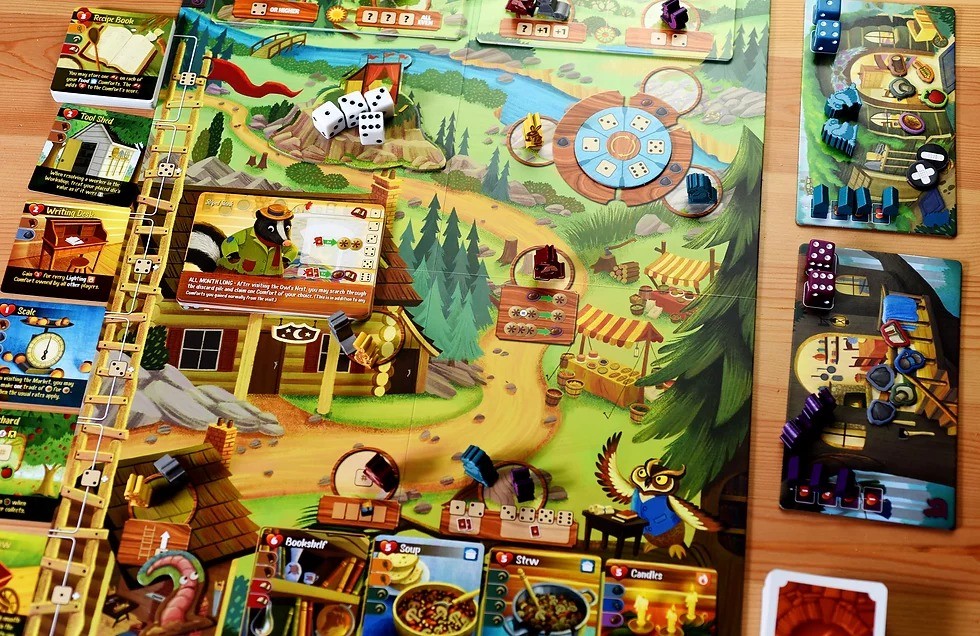Настольные игры 2023. Creature comforts. Уютная опушка настольная игра. Комфорт игра. Настольная игра lavka games уютная опушка.